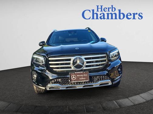 2025 Mercedes-Benz GLB 250 