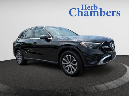 2025 Mercedes-Benz GLC 300
