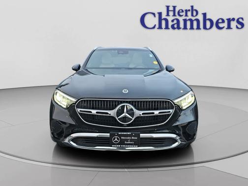 2025 Mercedes-Benz GLC 300 4MATIC