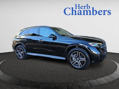 2025 Mercedes-Benz GLC 300 