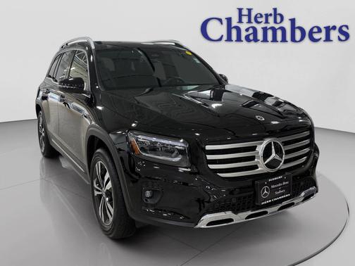 2025 Mercedes-Benz GLB 250 