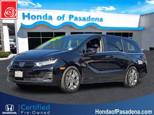 Crystal Black Pearl 2026 Honda Odyssey