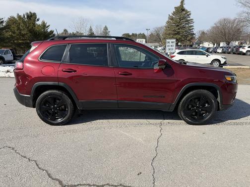 Velvet Red Pearlcoat 2020 Jeep Cherokee Altitude