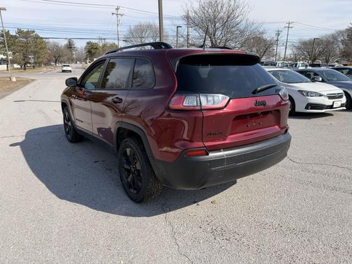 Velvet Red Pearlcoat 2020 Jeep Cherokee Altitude
