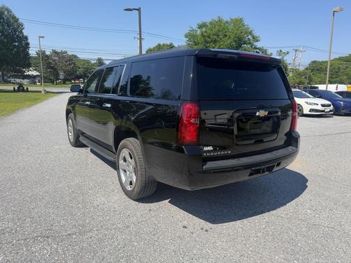 Black 2016 Chevrolet Suburban LT
