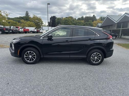 2022 Mitsubishi Eclipse Cross ES