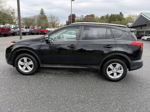 Black 2013 Toyota RAV4 XLE
