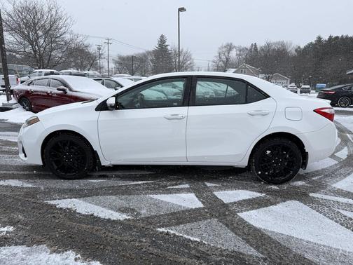 2016 Toyota Corolla S w/Special Edition Pkg