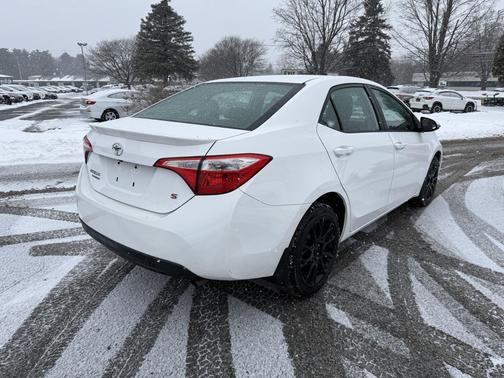 2016 Toyota Corolla S w/Special Edition Pkg