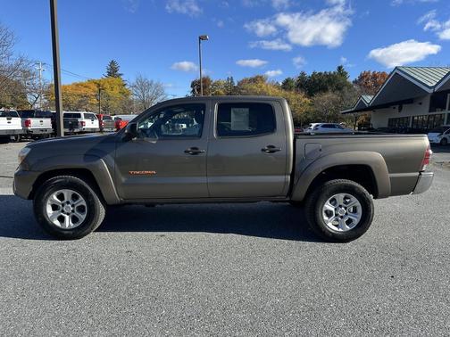 2013 Toyota Tacoma Base