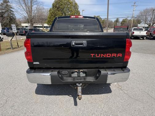 2015 Toyota Tundra SR5