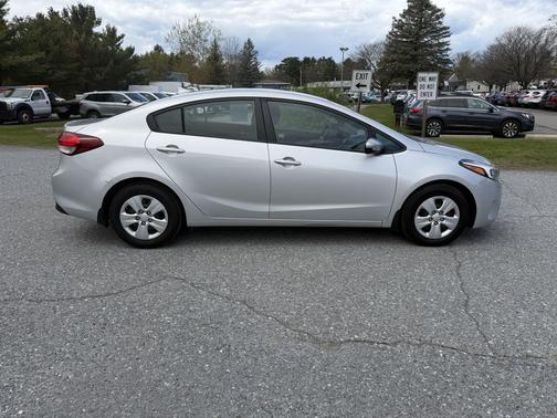 Silky Silver 2017 Kia Forte LX