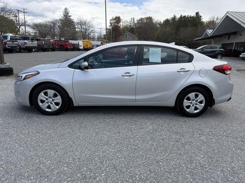 Silky Silver 2017 Kia Forte LX