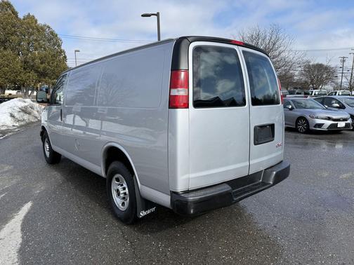 2017 GMC Savana 2500 Work Van