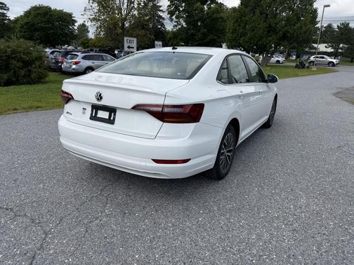 White 2019 Volkswagen Jetta 1.4T SE