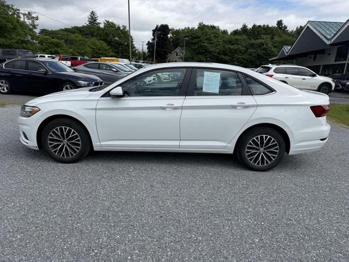 White 2019 Volkswagen Jetta 1.4T SE