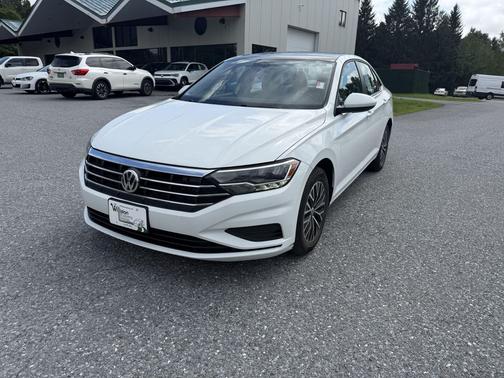 White 2019 Volkswagen Jetta 1.4T SE