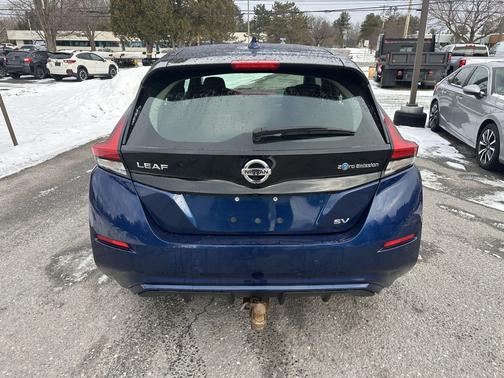 2022 Nissan Leaf SV 40 kWh