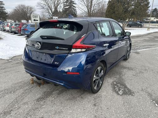 2022 Nissan Leaf SV 40 kWh