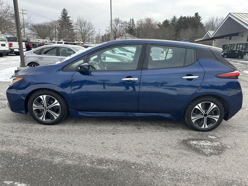 2022 Nissan Leaf SV 40 kWh