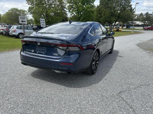 2025 Honda Accord Hybrid Touring