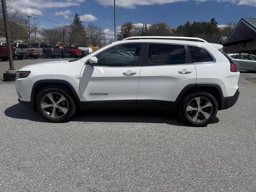 Bright White Clearcoat 2019 Jeep Cherokee Limited