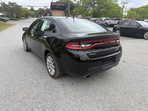 Pitch Black Clearcoat 2013 Dodge Dart Limited