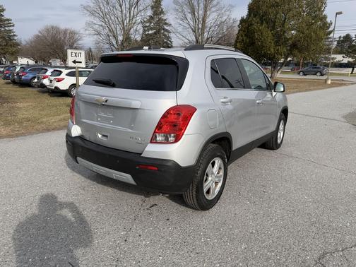 Silver Ice Metallic 2015 Chevrolet Trax LT