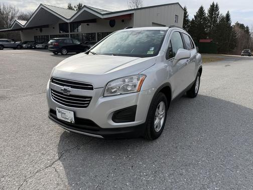 Silver Ice Metallic 2015 Chevrolet Trax LT