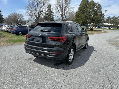 2024 Audi Q3 Premium 45 TFSI S line quattro Tiptronic