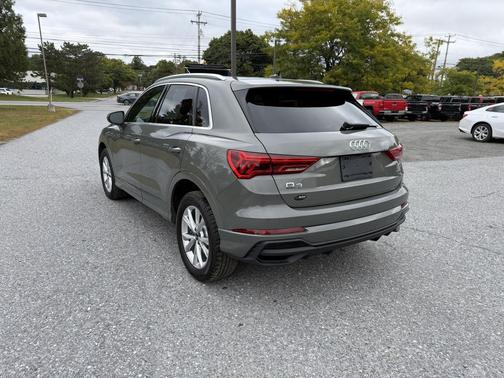 Chronos Gray Metallic 2022 Audi Q3 45 S line Premium Plus