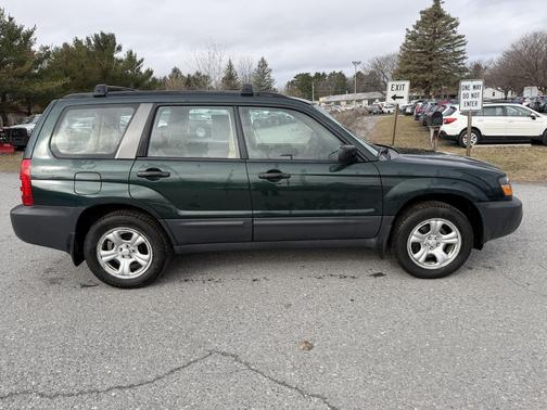 Woodland Green Pearl/Textured Gray 2005 Subaru Forester 2.5 X
