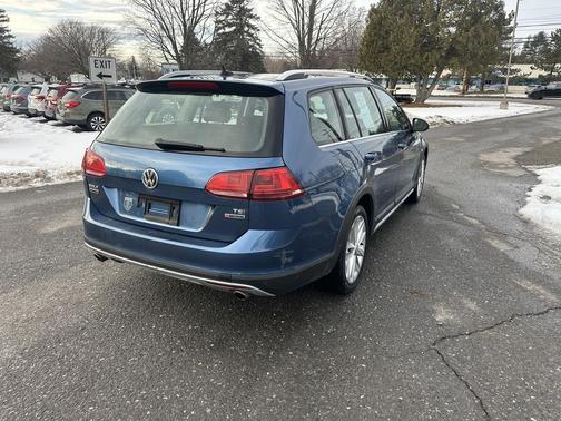 2017 Volkswagen Golf Alltrack TSI SEL