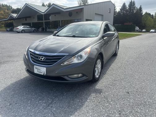 2013 Hyundai SONATA GLS