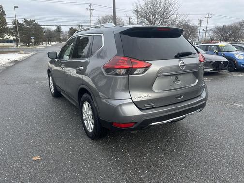 2020 Nissan Rogue SV