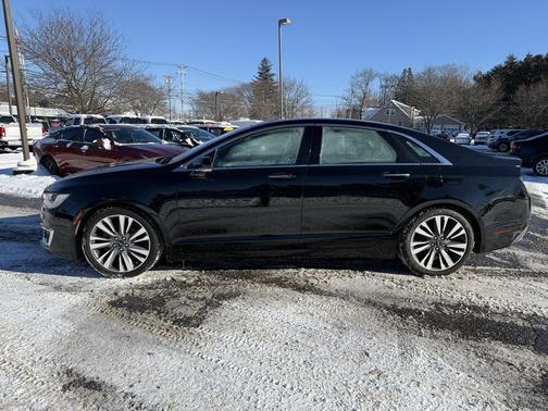 2017 Lincoln MKZ Hybrid Reserve
