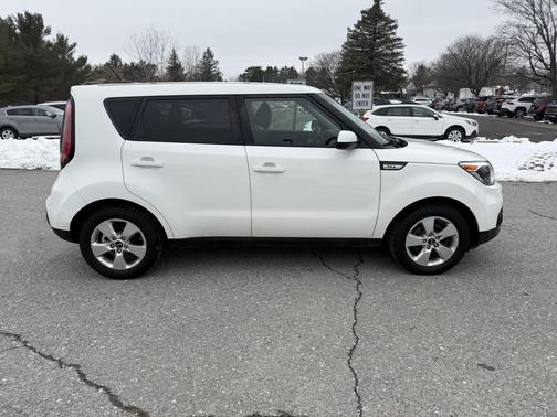 2017 Kia Soul Base