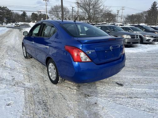 2014 Nissan Versa 1.6 SV