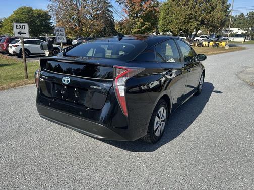 2018 Toyota Prius Two