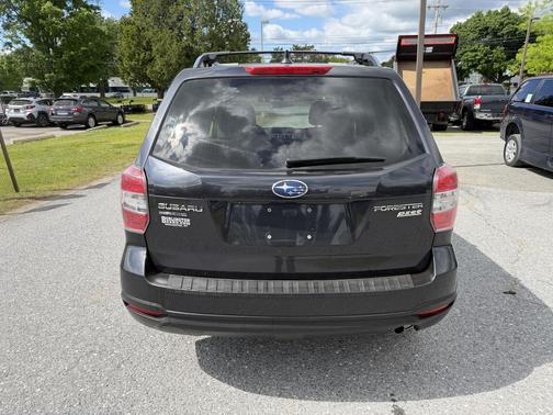 Dark Gray Metallic 2016 Subaru Forester 2.5i Premium