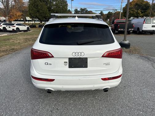 2011 Audi Q5 Premium Plus