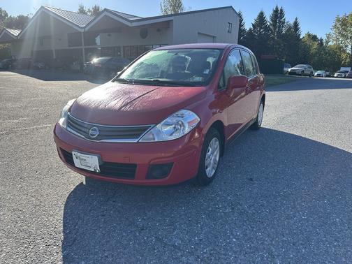 2011 Nissan Versa 1.8 S