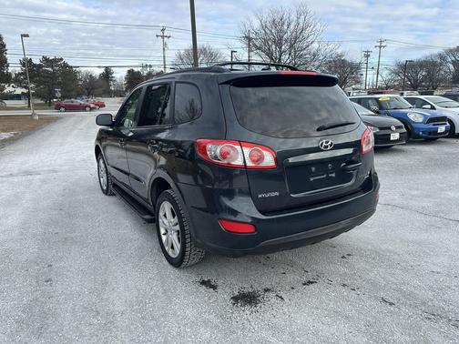 2011 Hyundai SANTA FE SE