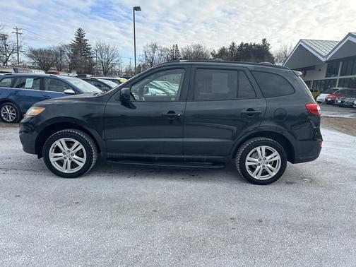 2011 Hyundai SANTA FE SE