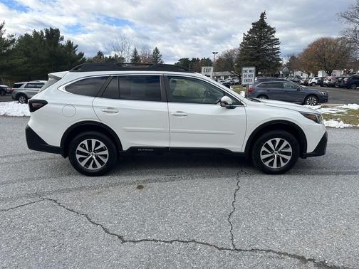2021 Subaru Outback Premium
