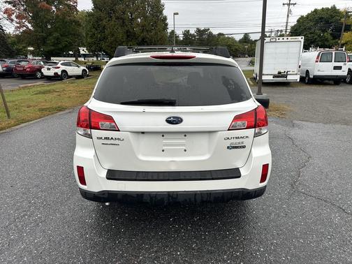 2014 Subaru Outback 2.5i Premium