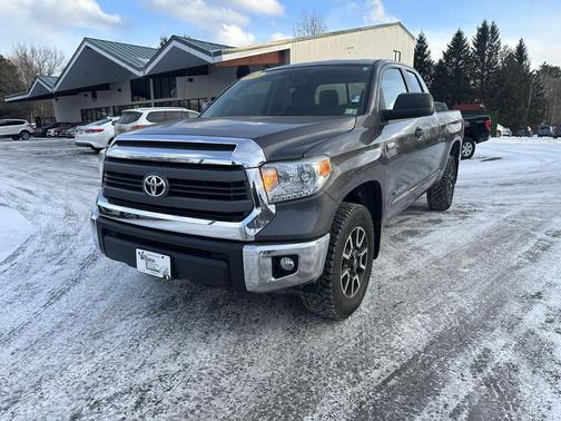 2015 Toyota Tundra SR