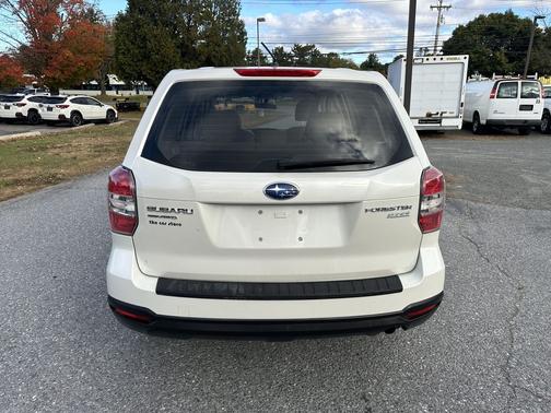 2014 Subaru Forester 2.5i
