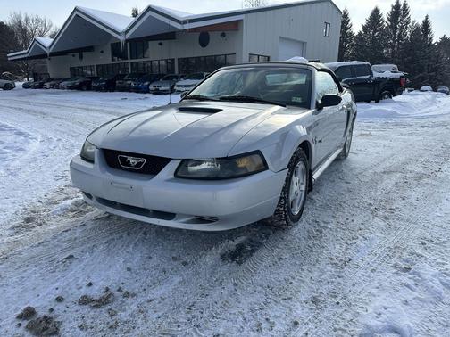 2002 Ford Mustang Deluxe