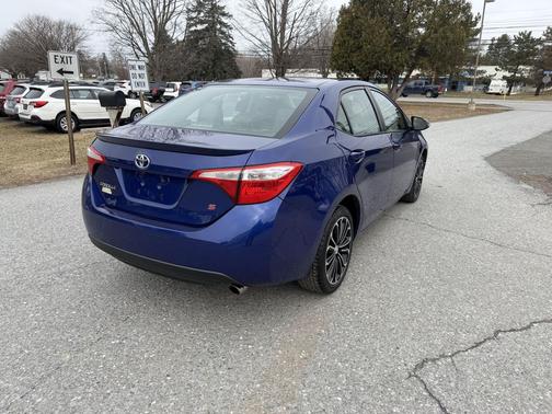 Blue Crush Metallic 2015 Toyota Corolla S Plus
